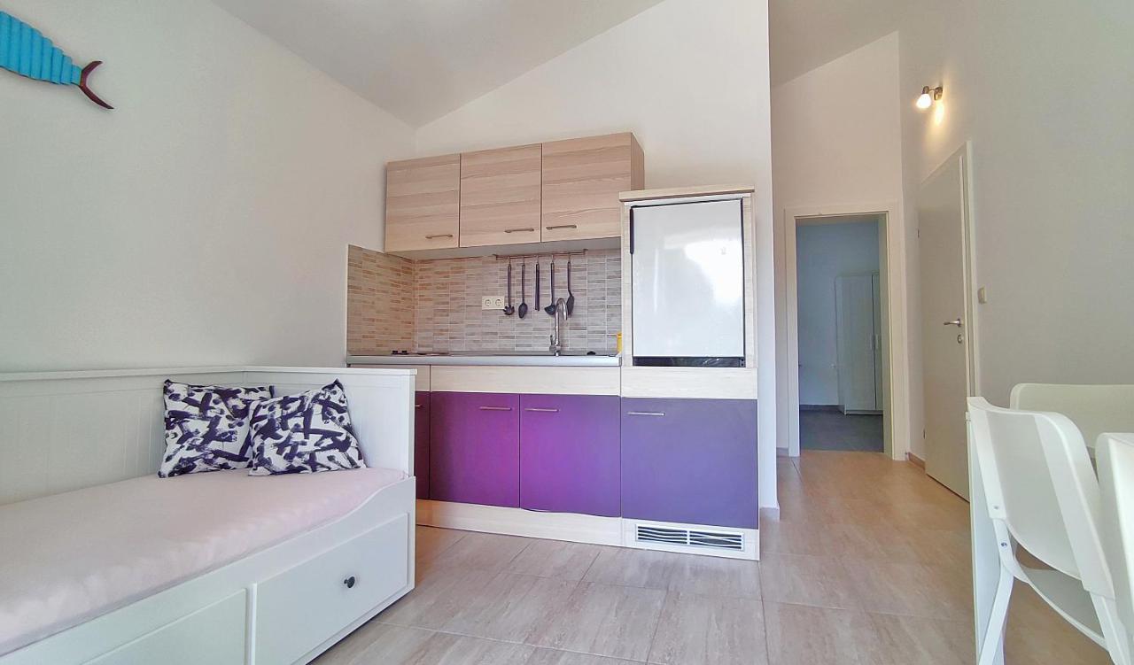 Apartmani Bodo Drvenik  Extérieur photo