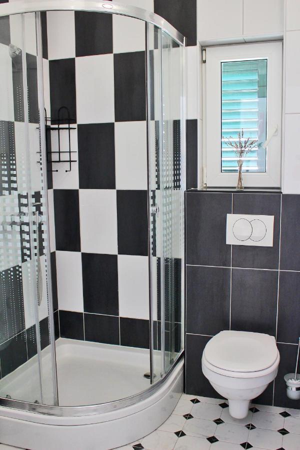 Apartmani Bodo Drvenik  Extérieur photo