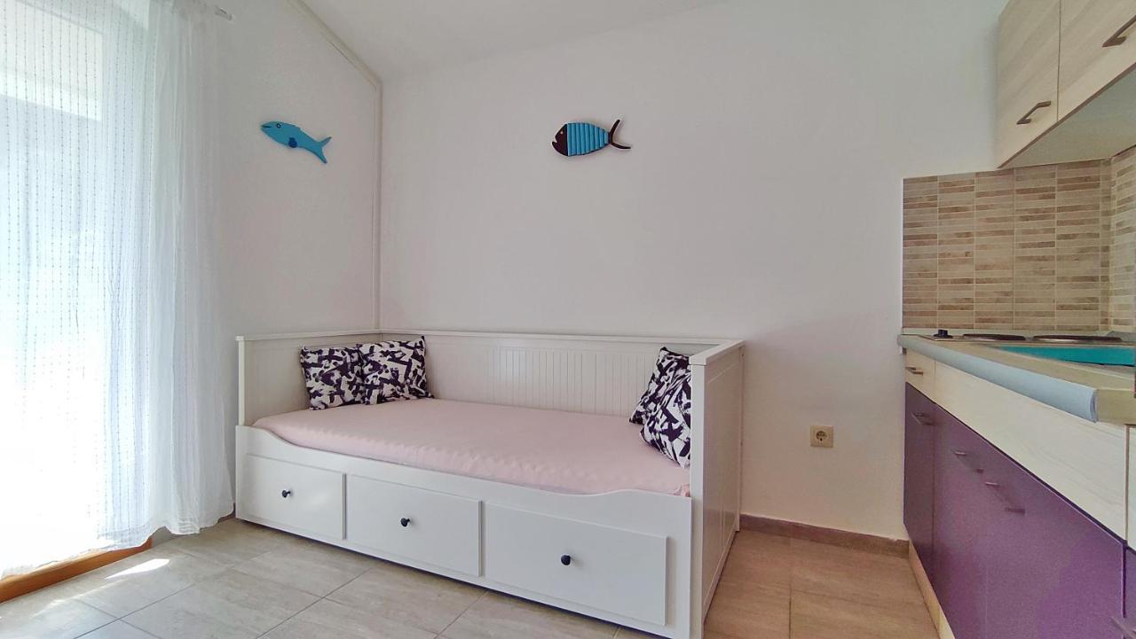 Apartmani Bodo Drvenik  Extérieur photo