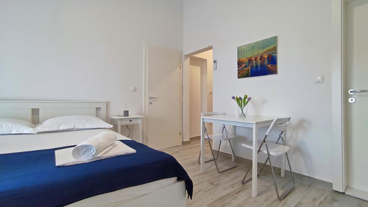 Apartmani Bodo Drvenik  Extérieur photo